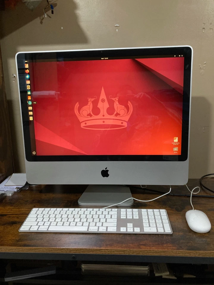 Apple iMac 24-inch  Intel Core 2 Duo 2.4 Ghz 4GB  Ram A1225 - Image 1 of 4