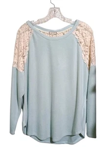 Eyeshadow Baby Blue Long Sleeve Top White Lace Shoulders SZ 1X Soft Fleece New - Picture 1 of 15