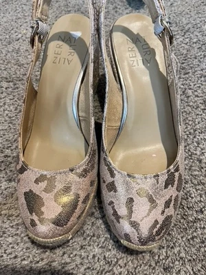 Naturalizer светло-розовый металлический замшевый блок каблуки размер 7,5 М - Изображение 1 из 4