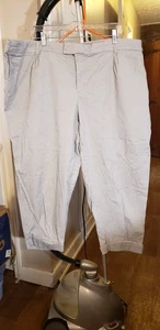 Pre-owned - Avenue Gray Capri Pants - Size 24 - Picture 1 of 5