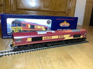 Bachmann 32-725 EWS Class 66 Diesel Loco 66135 - Picture 1 of 5