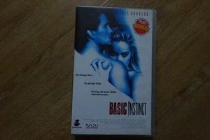 Basic Instinct mit Michael Douglas / Sharon Stone VHS Videokassette - Bild 1 von 2