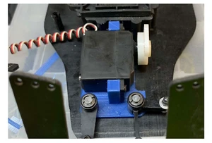Servo supporto per Team Losi JRX2, JRX-Pro e JRX-T - Nessuna perforazione o nastro necessario! - Foto 1 di 3