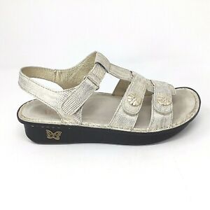 Alegria NWOT Kleo 293 Size EU 40 or US 9.5 / 10 Sandals Gold Leather Adj Straps