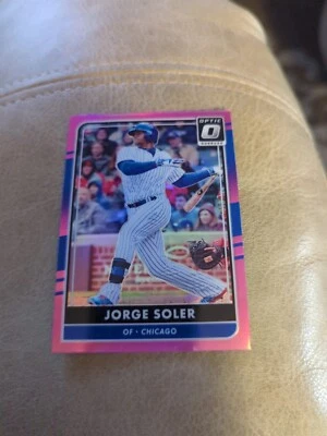 2016 DONRUSS OPTIC PINK HOLO #98 JORGE SOLER CHICAGO CUBS - Image 1 of 2