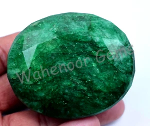 Piedra preciosa natural enorme esmeralda verde certificada de grado museo extraída en la tierra de 1028,0 quilates - Imagen 1 de 7
