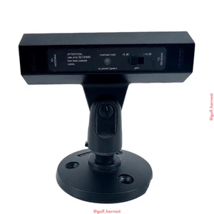 Shure UA834WB In-Line UHF Remote Antenna Amplifier with Surface Mount Bracket - Picture 1 of 8