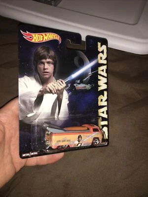 Camión de arrastre Volkswagen Luke Skywalker Star Wars 1/64 coche fundido a presión Hot Wheels Foto 1 de 4