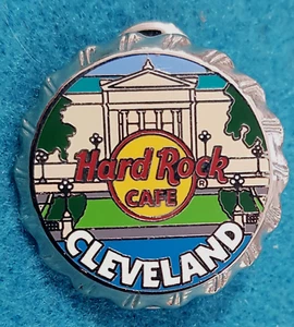 CLEVELAND BOTTLE CAP SERIES CITY HALL FACADE ENTRANCE 2006 Hard Rock Cafe PIN LE - Picture 1 of 1