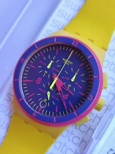 SWATCH+CHRONO PLASTIC+SUSJ400 GLOW LOOM+NEU/NEW - Picture 1 of 2