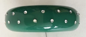 Vintage 70er Jahre hellgrün Plexiglas Kunststoff Strass breiter klobiger Armreif Armband - Bild 1 von 5