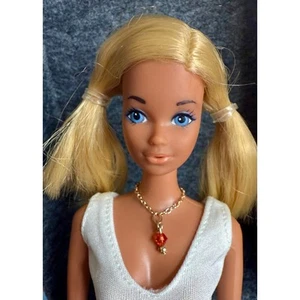 Reproducción Collar Barbie - Cadena de Oro con Colgante de Cuentas Rosa - ¡Solo Collar! - Imagen 1 de 3