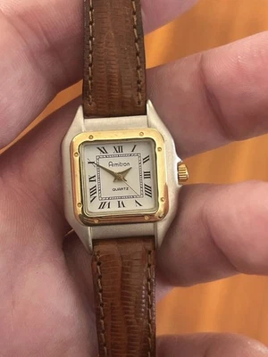 😍 ¡LISTO PARA USAR! Reloj Tanque Cuarzo Vintage COMO NUEVO AÑOS 90 ARMITRON Esfera Santo Romana Foto 1 de 4