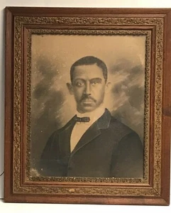 MARCO ANTIGUO RETRATO IMAGEN TEXAS RANCHER HOMBRE DE NEGOCIOS POSIBLEMENTE CARBÓN? - Imagen 1 de 12