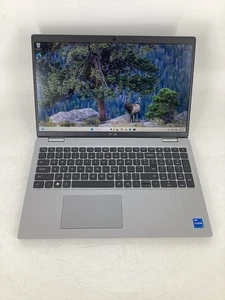 Dell Latitude 5530 15,6" (i5-1235U @1,3 GHz, SSD 16 GB 1 TB) Win11Pro senza AC B-Grade - Foto 1 di 8