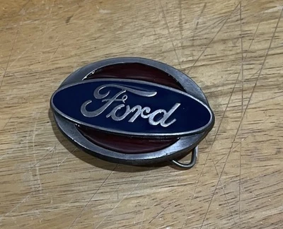 Hebilla de cinturón Ford vintage, esmalte azul y rojo, hecho en EE. UU. 1995 C&J Foto 1 de 4