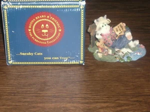 Boyds Bears Purrstone Collection Opie Baithook con scatola Barney Catch of the Day - Foto 1 di 6