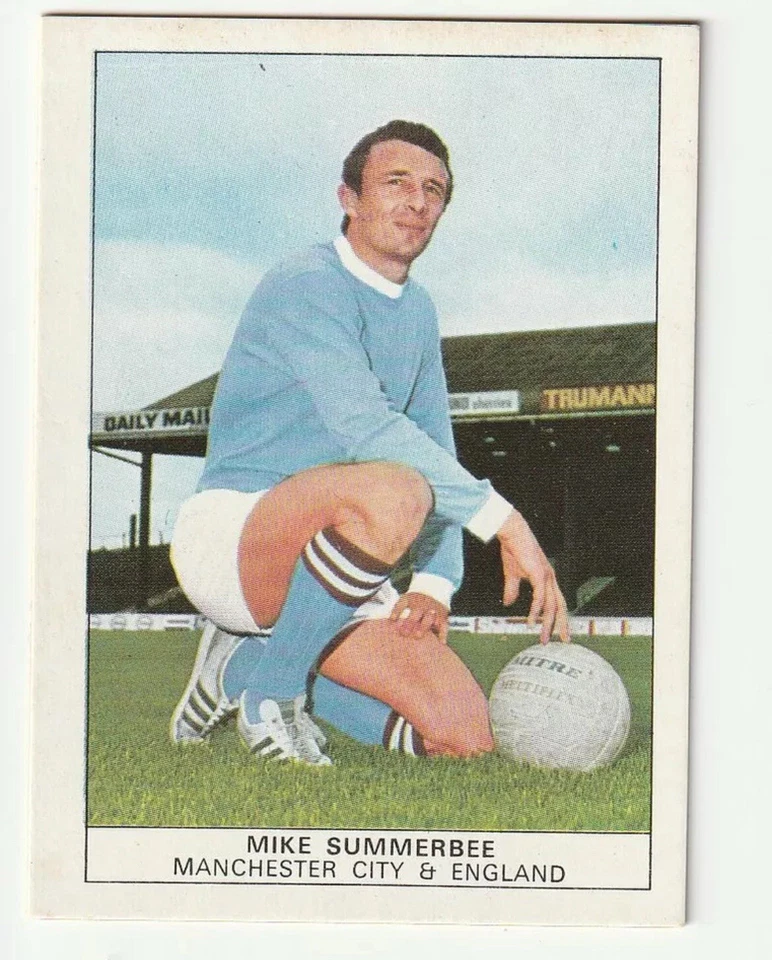 Mike Summerbee Nabisco Foods Ltd 1969-70 Footballers #15 Manchester City England - Image 1 of 1