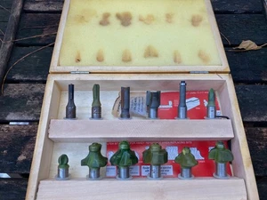 Router bits in box - Picture 1 of 2