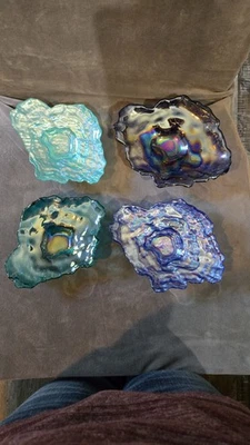 Juego de 4 piezas de vidrio ostra iridiscente vintage Akcam Foto 1 de 3