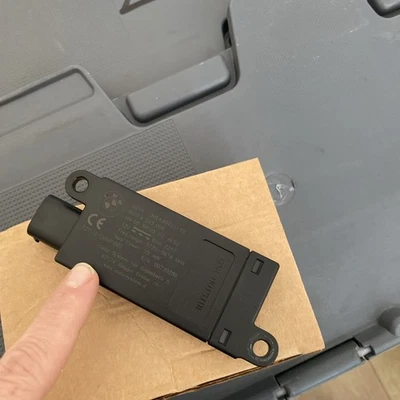 Unità modulo sistema allarme DWA convertibile originale BMW 4'F33 F83 M4 ECU 9233009 - Immagine 1 di 4