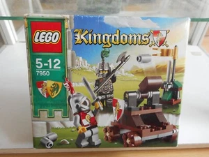 Lego Kingdoms Knights Showdown in Box (7950) - Picture 1 of 2