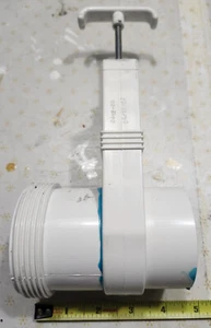 Magic Plastics Unibody Ventil #0412-20 mit Armaturen befestigt wie abgebildet - Bild 1 von 4