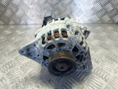 KIA SPORTAGE 2.0 PETROL 2008-2010  ALTERNATOR 37300-22650 REF2 - Image 1 of 3