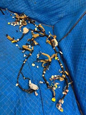 Arnés de cableado del panel de instrumentos debajo del tablero de instrumentos Lexus LS430 01-03 sin navegación OEM Foto 1 de 4