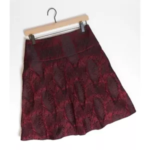 Nuovo con etichetta!! Gonna jacquard floreale rossa e nera ANN TAYLOR cerchio taglia intera 0 - Foto 1 di 10