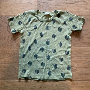 Kate Quinn geripptes Kaktus-T-Shirt Größe 5y - Bild 1 von 2