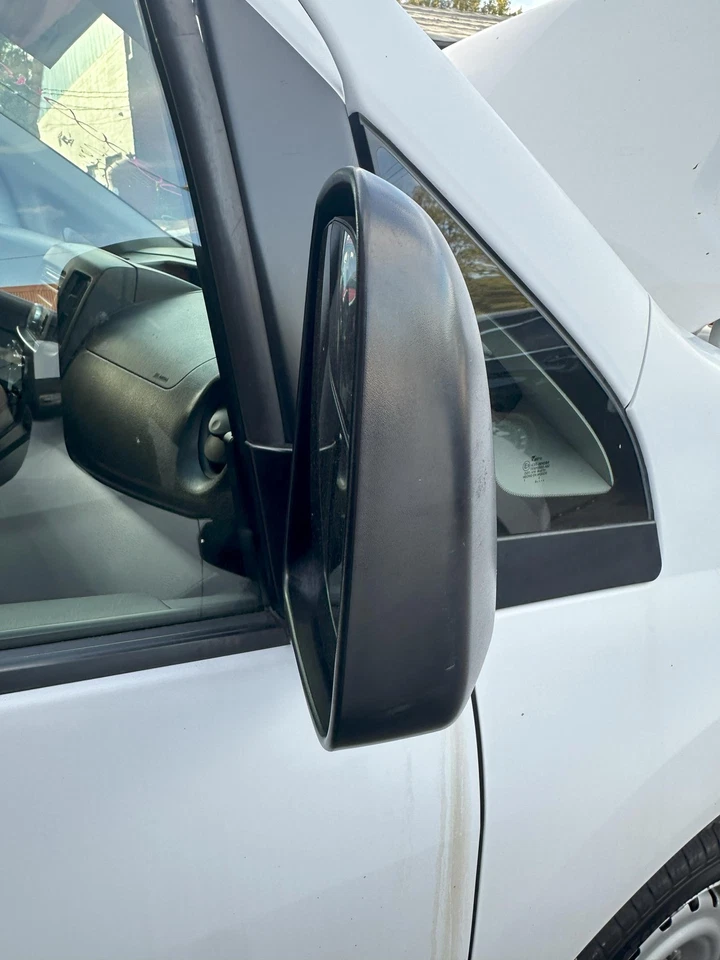 Used Right Door Mirror fits: 2017 Chevrolet City express manual moulded black op — 第 1/4 张图片