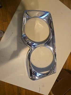 1965 MERCURY COMET HEADLIGHT SURROUND C5GB-13064B DRIVERS SIDE Headlight TRIM OE - Image 1 of 4