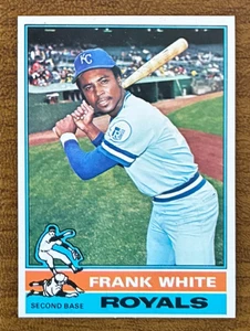 1976 Topps Baseball #369 Frank White - Kansas City Royals (B) - EX-MT - Picture 1 of 2