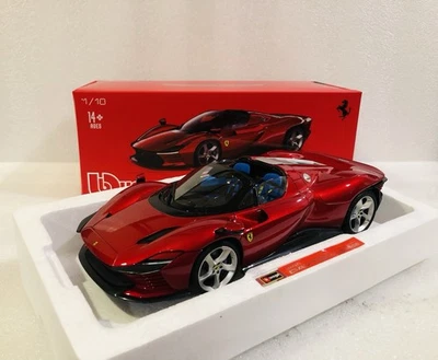 1/18 Bburago Ferrari Daytona SP3 Rosso Magma Diecast Signature Series Foto 1 de 4