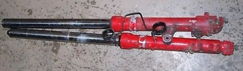 АМОРТИЗАТОРЫ ПЕРЕДНЕЙ ВИЛКИ VF1000 HONDA VF 1000 INTERCEPTOR 1985 - Изображение 1 из 1