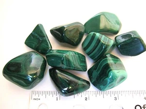 One Malachite 30-40mm Tumbled Stone Reiki Healing Crystal Repel Negative Energy - Picture 1 of 2