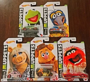 Hot Wheels 2021 The Muppets Volkswagen Beetle '32 Ford Nomad Cool-One Ground FX - Picture 1 of 11