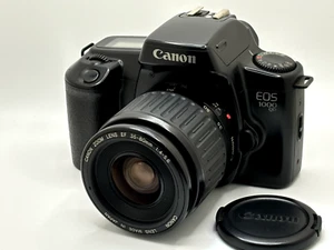 Canon EOS 1000 QD AF 35mm SLR camera Black w/Canon EF lens 35-80mm f/4-5.6 Japan - Picture 1 of 8