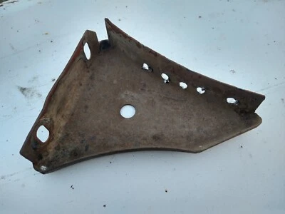 Кронштейн для ремонта ржавчины лотка аккумулятора Jeep Wagoneer Cherokee J10 J20 - Изображение 1 из 3