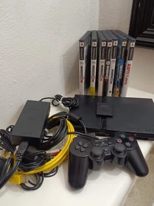 CONSOLA SLIM SONY PLAYSTATION 2, Mando, 7 JUEGOS, Tarjeta Memoria 64mb, Cables - Imagen 1 de 14