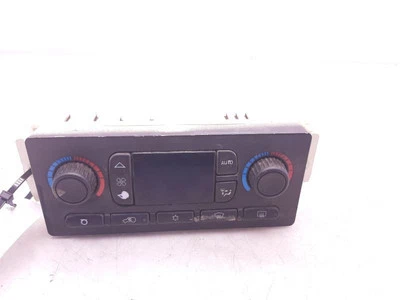 Control de temperatura montado en el suelo Opt UK6 03-06 Cadillac Escalade 15850811 Foto 1 de 4