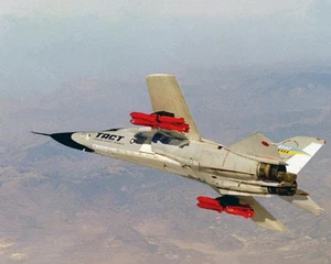 1976 NASA Boeing F-111A Aardvark Aircraft TACT - 8x10 Photo On 8.5x11 #1107 - Picture 1 of 1