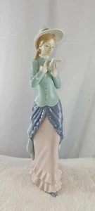 LLADRO READING 1978-02 PORCELAIN FIGURINE 5000G - Picture 1 of 7