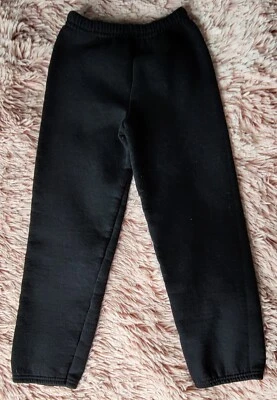 Pantalones deportivos negros Hanes para niñas cintura elástica y tobillos talla 4/5  Foto 1 de 3