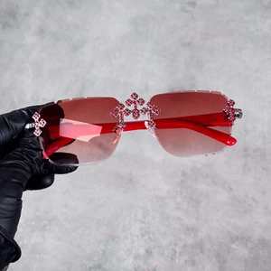 Women's Triple Cross Iced Out Sunglasses – Red Frame, Red Temples, Streetwear - Picture 1 of 3