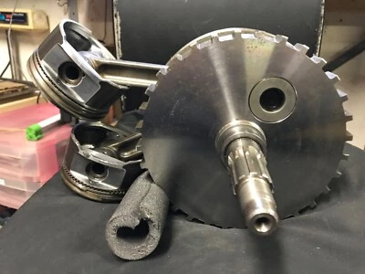 Harley-Davidson Twin Cam Crankshaft & Connecting Rods 23940-99 - Image 1 of 4