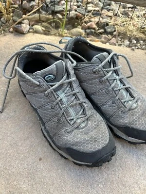 Oboz Pika Low Trail Hiking Shoes Womens Grey And Mint Size US 8.5  - Image 1 of 4