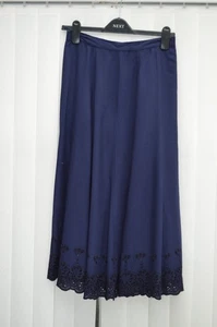 Nightingales Navy fully lined Panelled Skirt Size 10 BNWOT - Picture 1 of 3