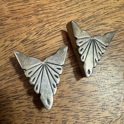 Two Vintage Silver Collar Tips Cuffs Corners Southwestern Western Jackson Wy - Image 1 of 4